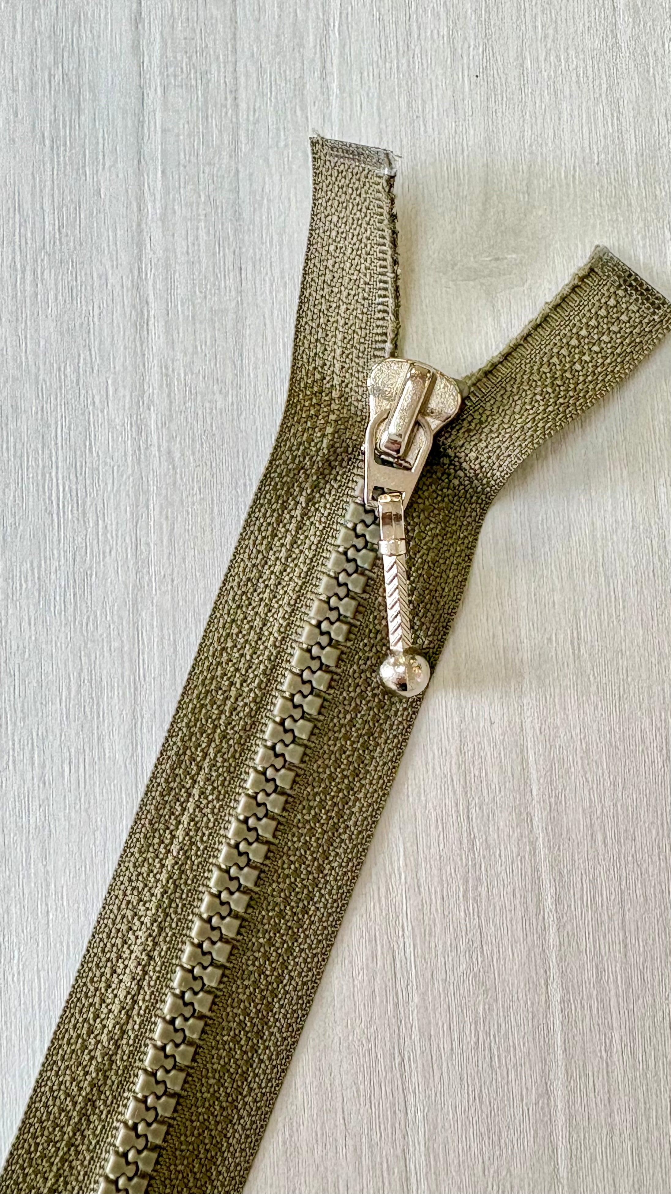 Fermeture éclair séparable 71cm - kaki